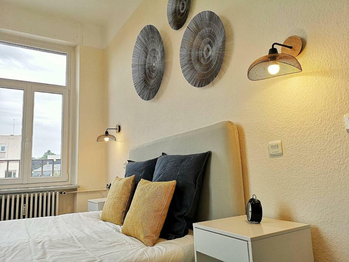 Le XI - Suite Colmar Gare - Parking 외부 사진