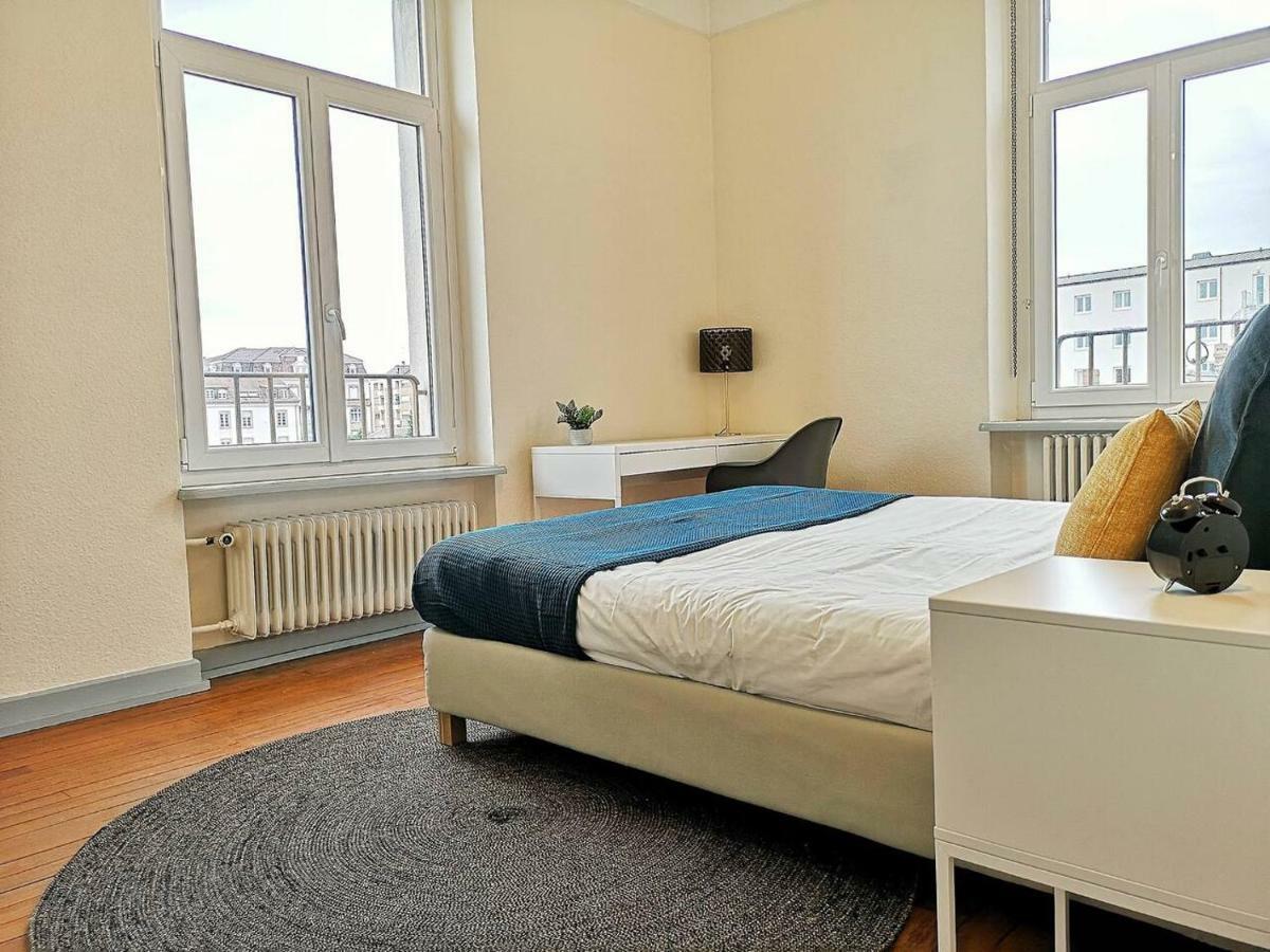 Le XI - Suite Colmar Gare - Parking 외부 사진
